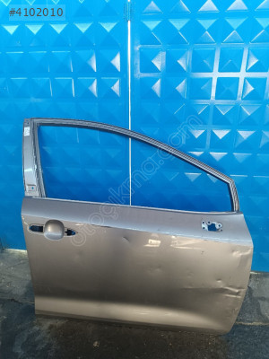 TOYOTA COROLLA SAĞ ÖN KAPI 2019/2025