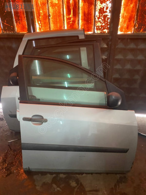 Fiesta Sağ Ön Kapı - Ford Marka Oto Parça - Mert Oto