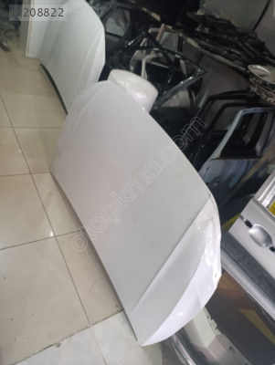 Volkswagen Polo kaput 2017-2025 orjinal çıkma parça