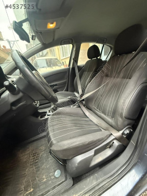 OPEL CORSA D ÖN KOLTUKLAR KONUK OTO