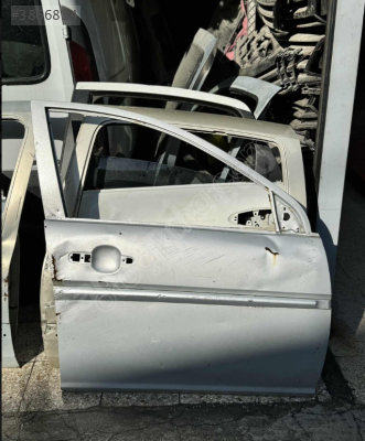 HYUNDAİ ACCENT ERA SAĞ ÖN KAPI ORJİNAL EYUPCAN OTO'DA