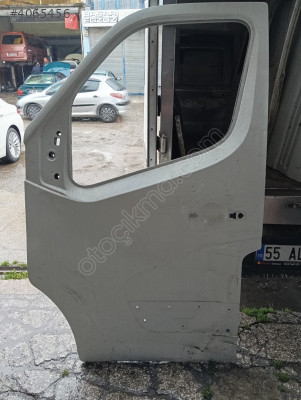 Reno master sol ön kapı
