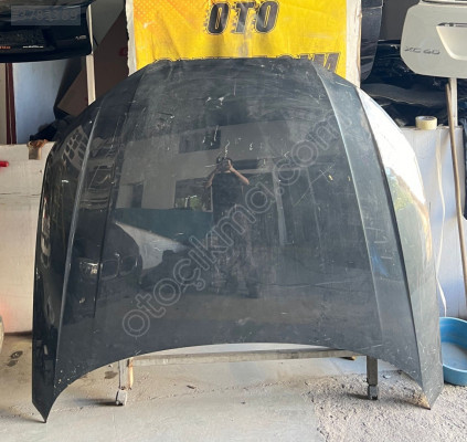 AUDİ A4 2018 KAPUT