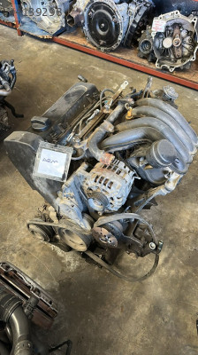 VOLKSWAGEN 1.6 ARM - DOLU