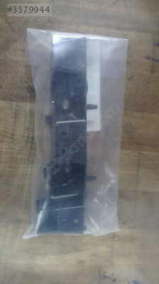 EXPRES ÖN TAMPON BRAKETİ SAĞ 622224650R