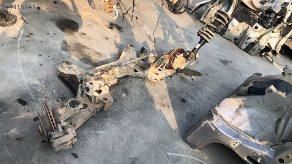 FORD TRANSİT ÖN TRAVERS OTO FEDAİ