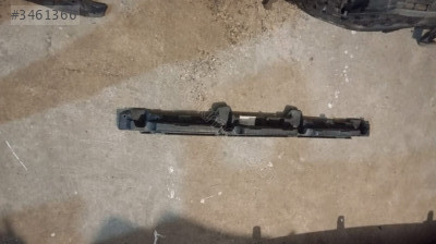 3C8807863 PASSAT CC ARKA TAMPON ORTA TUTUCU ORJİNAL ÇIKMA