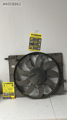 MERCEDES C63 AMG FAN A0999069100
