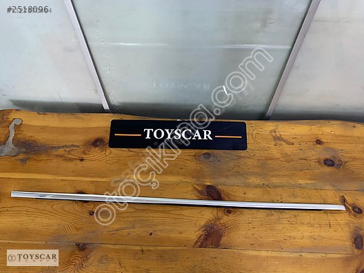 Vw Passat B6 Sağ Ön Kapı Camı Nikelajı Sökme Orjinal 3C48374
