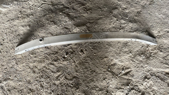 Mercedes 190 tampon demiri