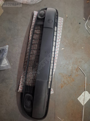 Fiat 500 L ön tampon bandi 735559056