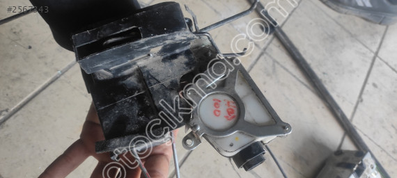 Hyundai H100 kapı kilidi