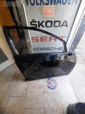 VW Golf 8 sağ ön kapı