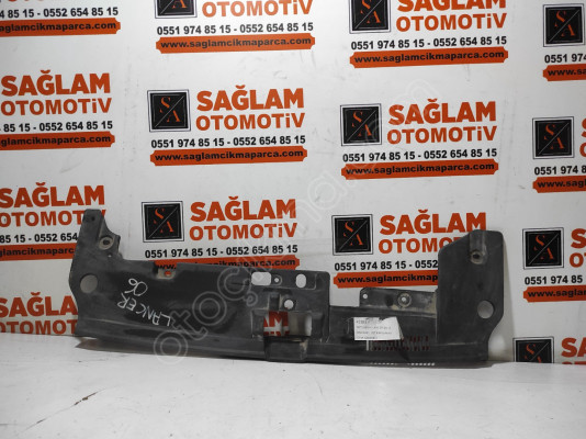 MİTSUBİSHİ LANCER 08-13 ÇIKMA ÖN PANEL ÜST KAPLAMASI 6400A831