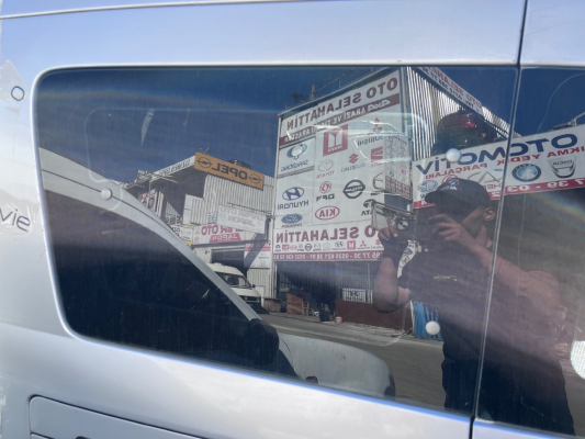 Chery Taxim sağ arka kelebek camı