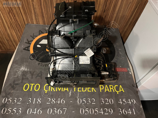 272700241R Clio 5 Kalorifer Kutusu Orjinal Çıkma