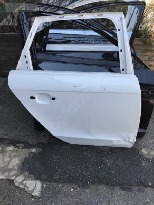 2013-2015 AUDİ A4 SAĞ ARKA KAPI ORJİNAL ÇIKMA