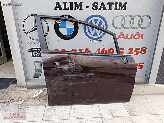 FORD FİESTA SAĞ ÖN KAPI 2013
