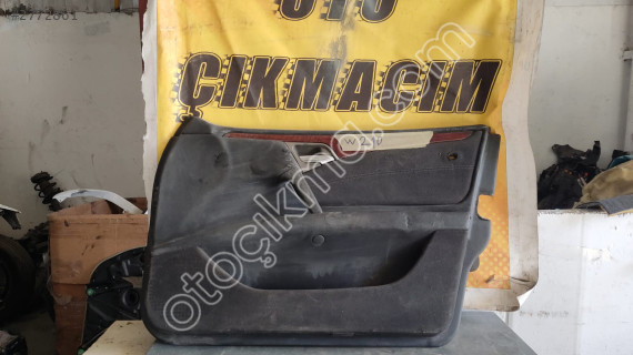 W210 Sağ Ön Kapı Döşemesi