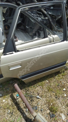 Mazda 626 sağ arka kapı yedek parça