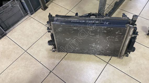 OPEL INSİGNİA B  2015 1,6 RADYATÖR