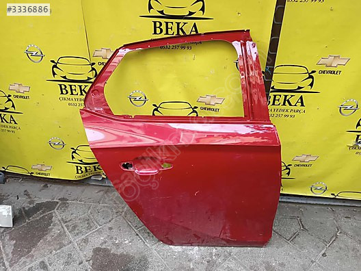 OPEL CORSA F SAĞ ARKA KAPI KIRMIZI ÇIKMA ORJİNAL YEDEK PARÇA