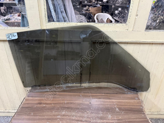 HYUNDAİ H100 SAĞ ÖN KAPI CAMI 98-06 MODEL ORJİNAL ÇIKMA