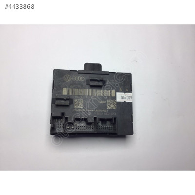 Audi A4 Sağ Arka Kapı Kontrol Beyni 4F0959795N 8k0959795C