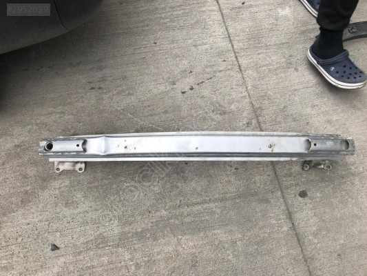 SKODA SUPER B 2 B6 ARKA TAMPON DEMİRİ 3T5807585/4EA0A