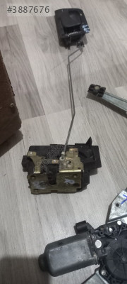 Laguna 1 sağ ön kapı kilidi orijinal