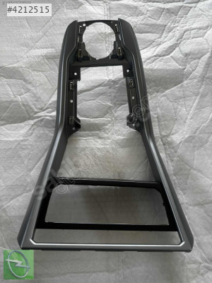 VOLKSWAGEN T-ROC 2023 ORTA PANEL IZGARASI 2GA863042 HATASIZ