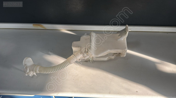 MERCEDES A SERİ W177 CLA W118 CAM SU BİDONU 1778605900