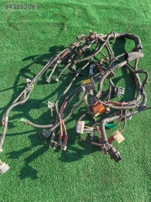 RENAULT KANGOO 3 MOTOR ÜST ELEKTİRİK TESİSATI