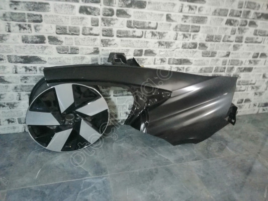 Peugeot 508 sol arka çamurluk