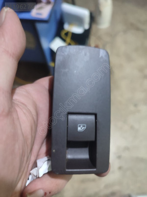 Opel Insignia arka sağ cam kaldırma düğmesi çıkma gm
