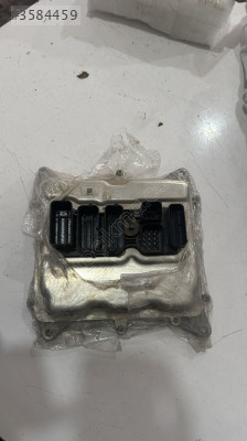 BMW F30 BENZİN MOTOR BEYNİ