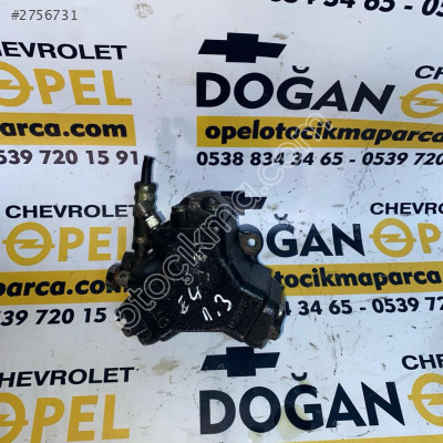 Opel meriva 1,3 dızel yakıt pompası çıkma orjinal