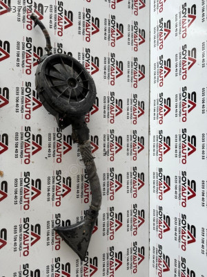 Renault 9 Brodway hava filtresi kapağı