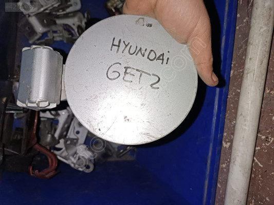 HYUNDAİ GETZ DEPO KAPAĞI