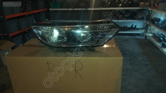 PASSAT B8 SAĞ FAR