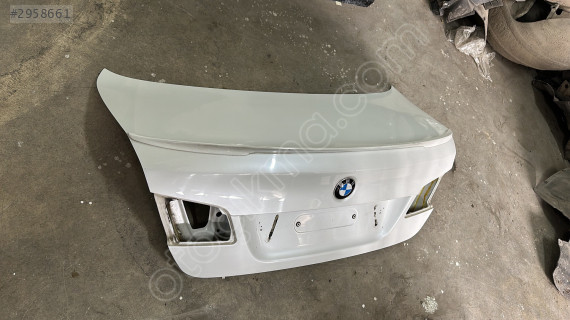 Bmw F10 Çıkma Bagaj Kapağı Beyaz