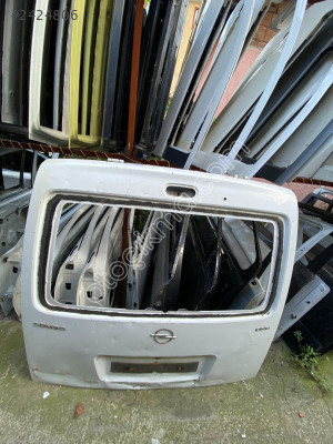 OPEL COMBO C BAGAJ KAPAĞI - ÖZIŞIK ÇIKMA PARÇA