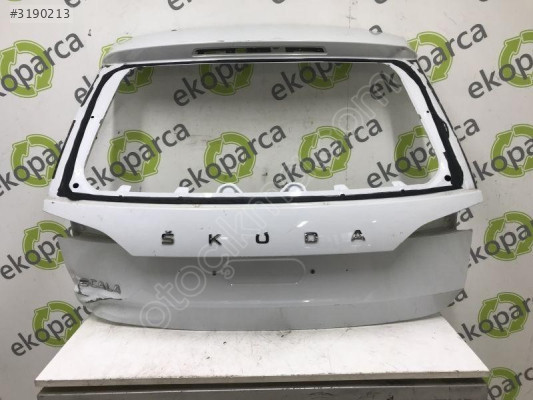 SKODA SCALA 2017 2019 BAĞAJ KAPAĞI 657827023A