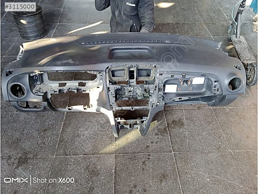 Renault symbol yeni kasa (2017-2019) göğüslük 6.000 TL