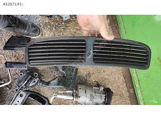 FORD MONDEO DİFÜZÖR KALORİFER IZGARASI