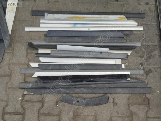 opel astra kapı bandı