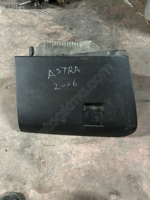 2006 astra h torpido kapağı