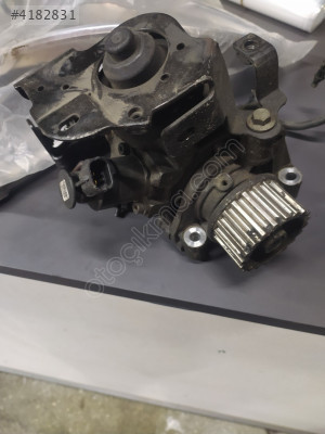 Renault symbol Romanya kasa mazot pompası