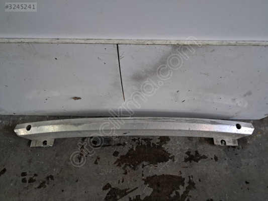 AUDİ A3 - HATCHBACK ARKA TAMPON DEMİRİ