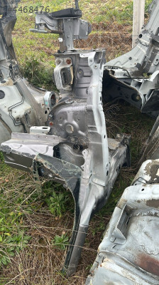 Renault Megane 3 sağ ön şase